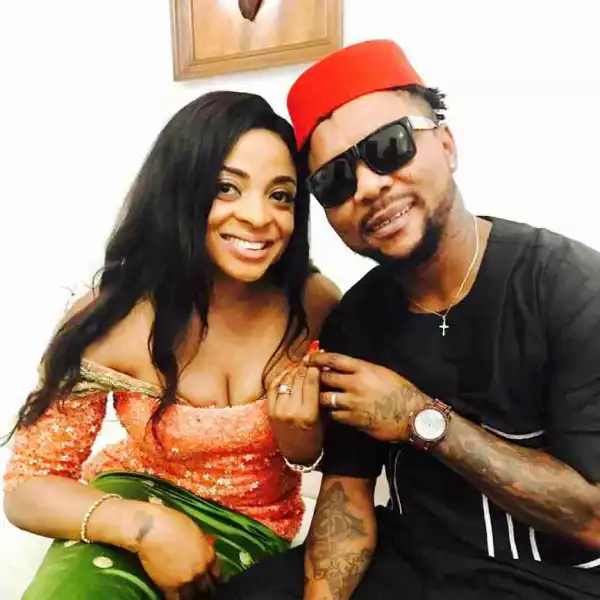 "My Twin": Singer Oritsefemi Poses With Wife? (Photos)